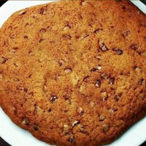 Chocolate chip cookie